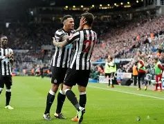 埃纳手球导,致点球,伊萨克一蹴,万博manbetx体育平台,万博体育官网,万博体育app下载,ManBetX,SPORTS