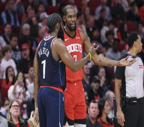 连战告捷势,头猛,土篮超,万博manbetx体育平台,万博体育官网,万博体育app下载,ManBetX,SPORTS