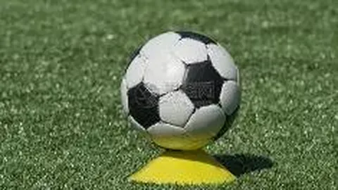 姆伯莫双响炮再击狼队防线，6场对决独揽5球成对手噩梦！